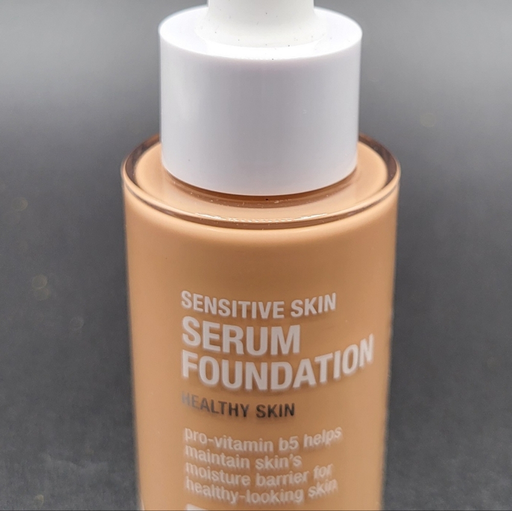 Neutrogena Sensitive Skin Serum Foundation